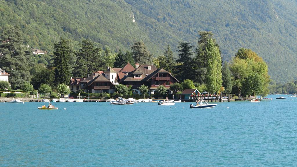 Auberge Du Pere Bise - Jean Sulpice Talloires Bagian luar foto
